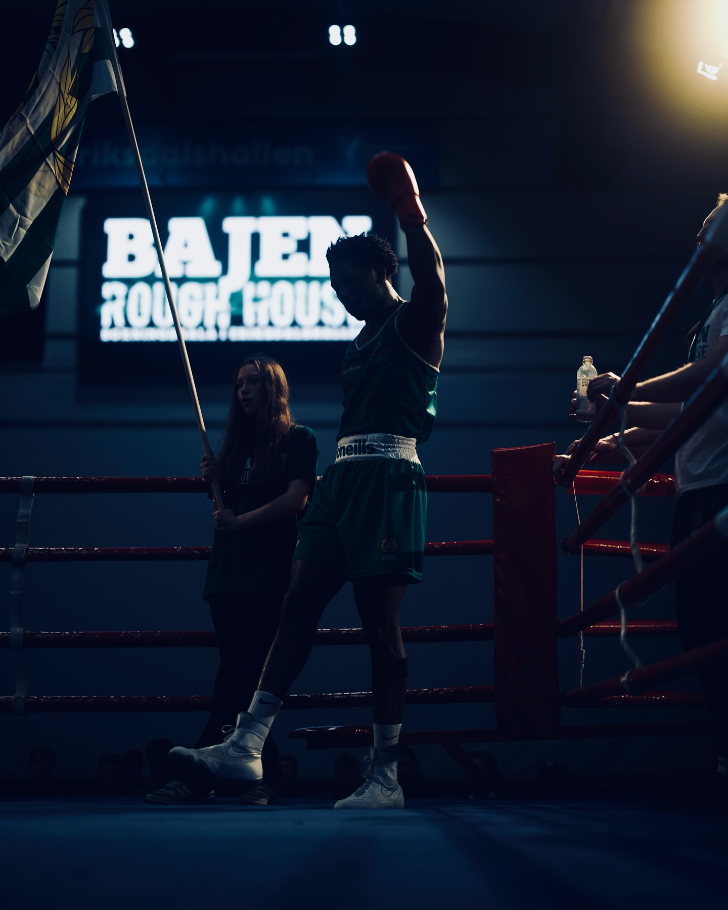 Elwin Belezika and Filippo Bruni exchange punches in the ring at Bajen Rough House.