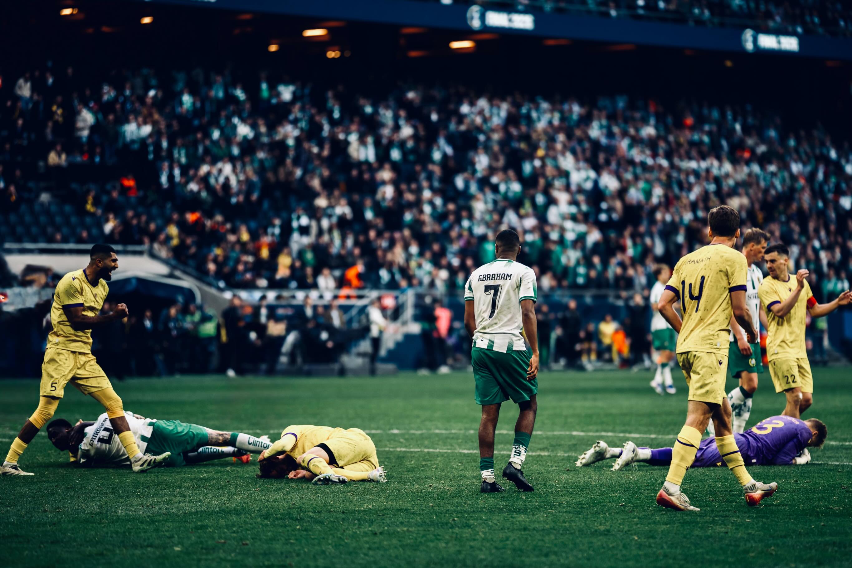 Mjällby lift first Swedish Cup after beating Hammarby — photograph 3.