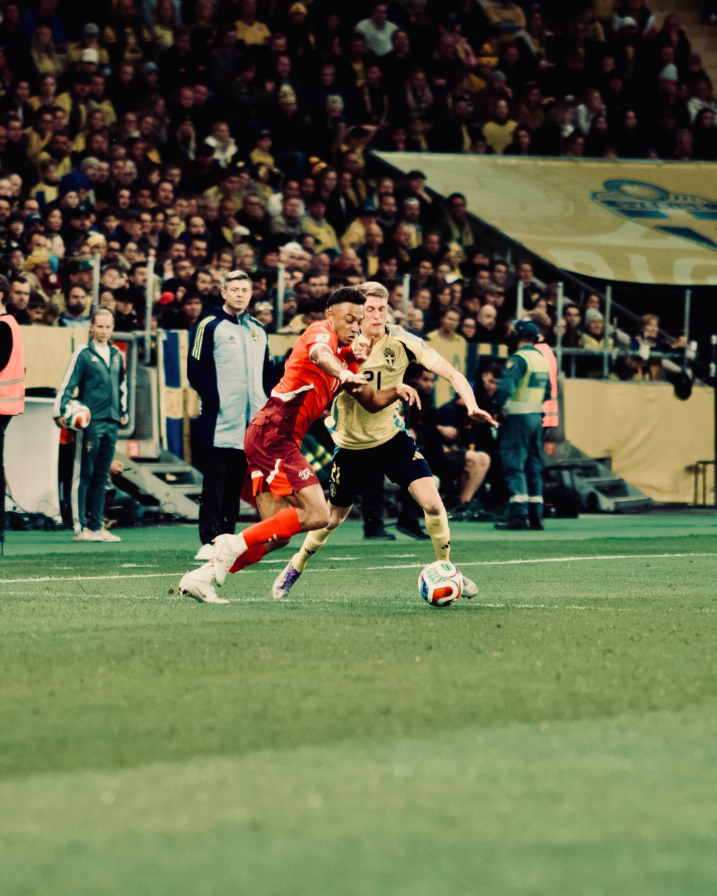 Switzerland defeat Sweden 2–0 in Solna World Cup qualifier — photograph 3.