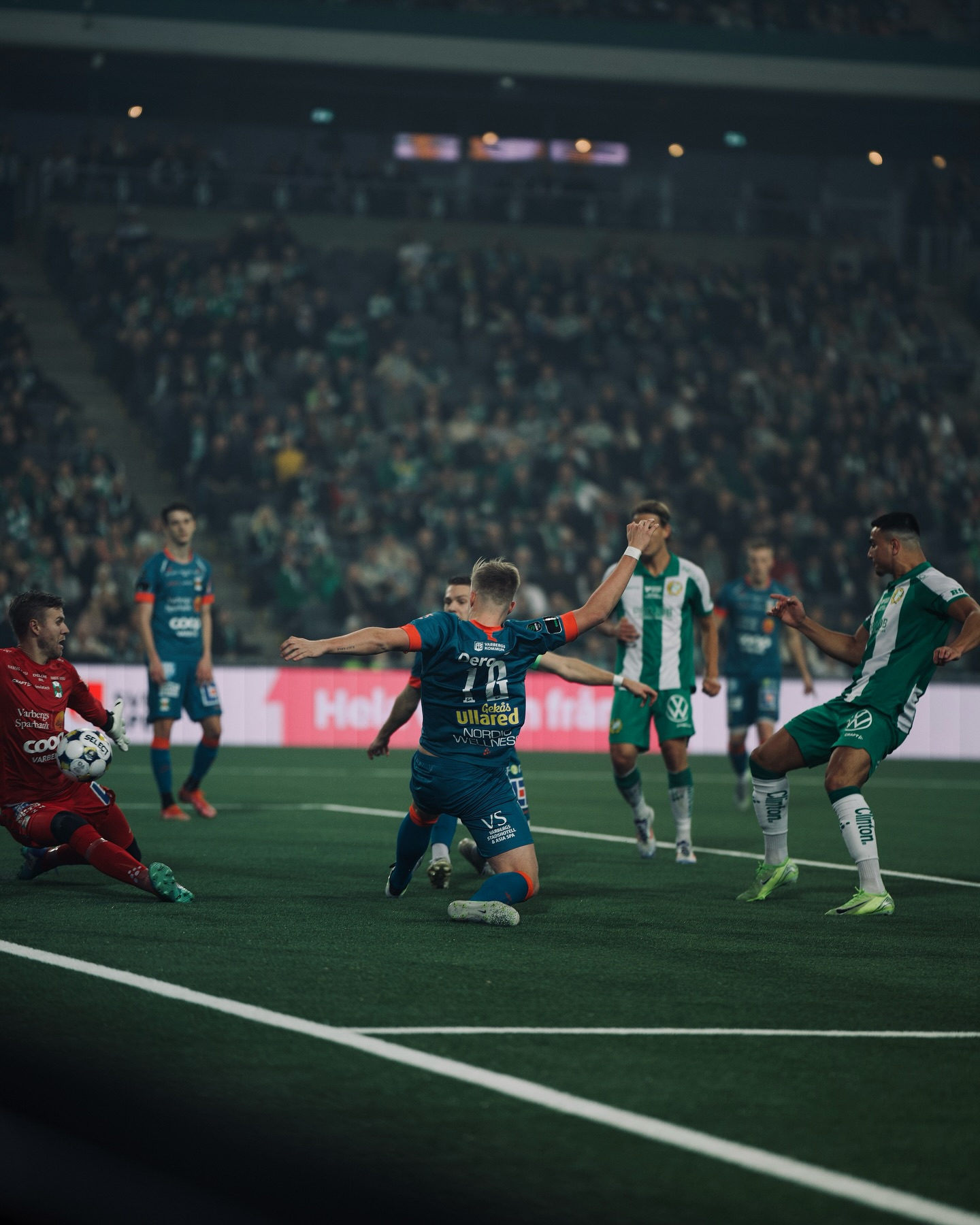 Match action from Hammarby against Varbergs BoIS at 3Arena.