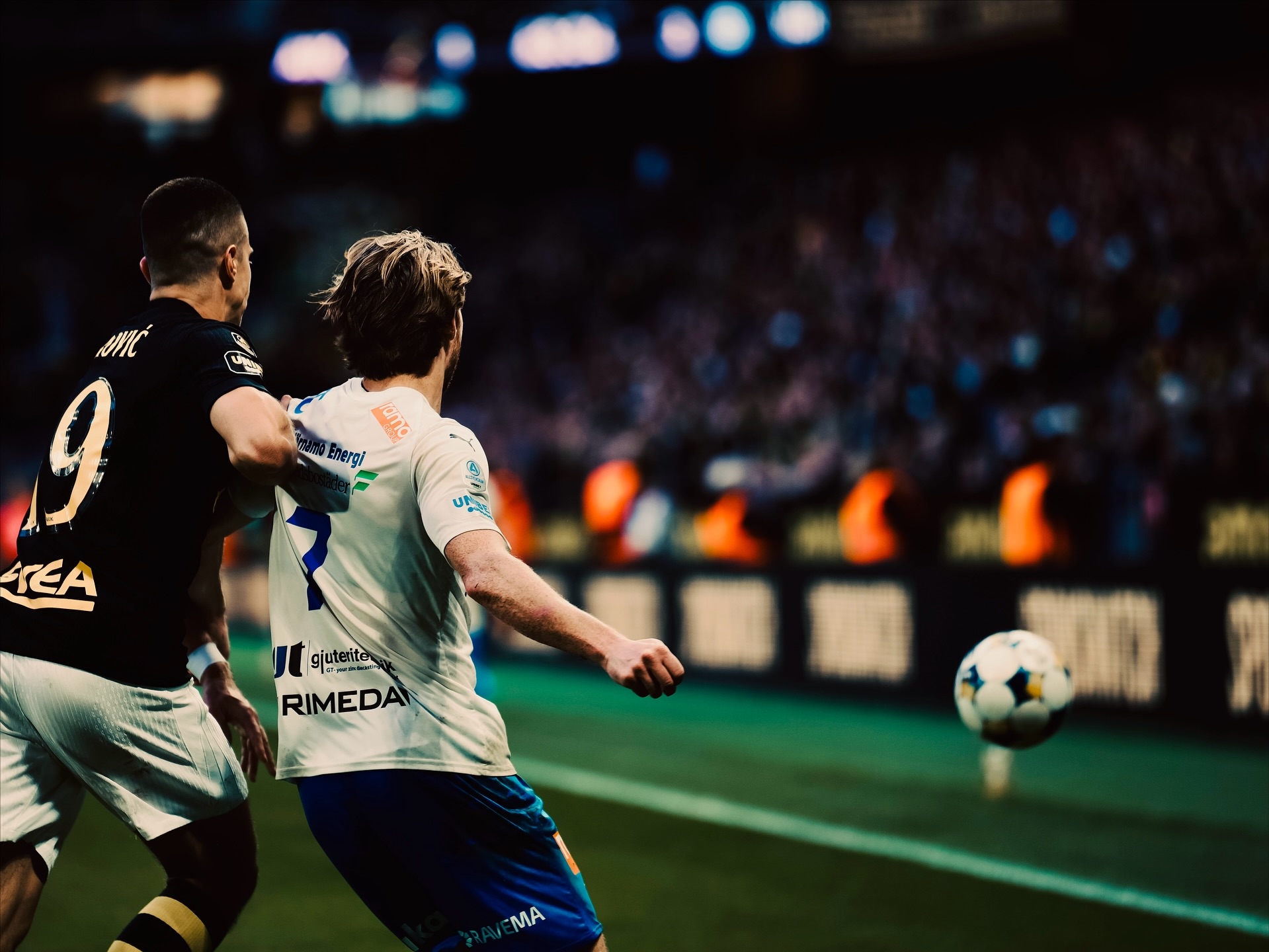 Värnamo take 3–2 away win against AIK — photograph 10.