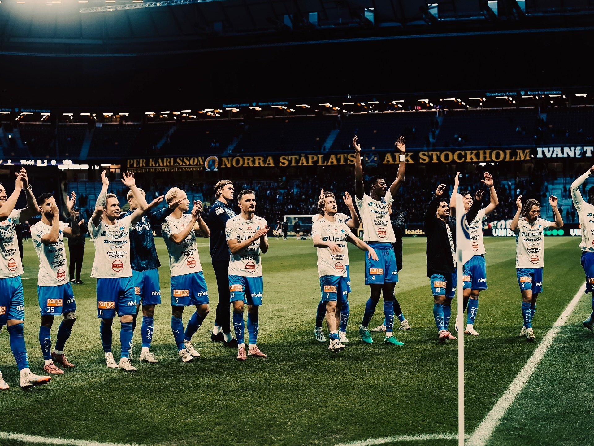Värnamo take 3–2 away win against AIK — photograph 16.
