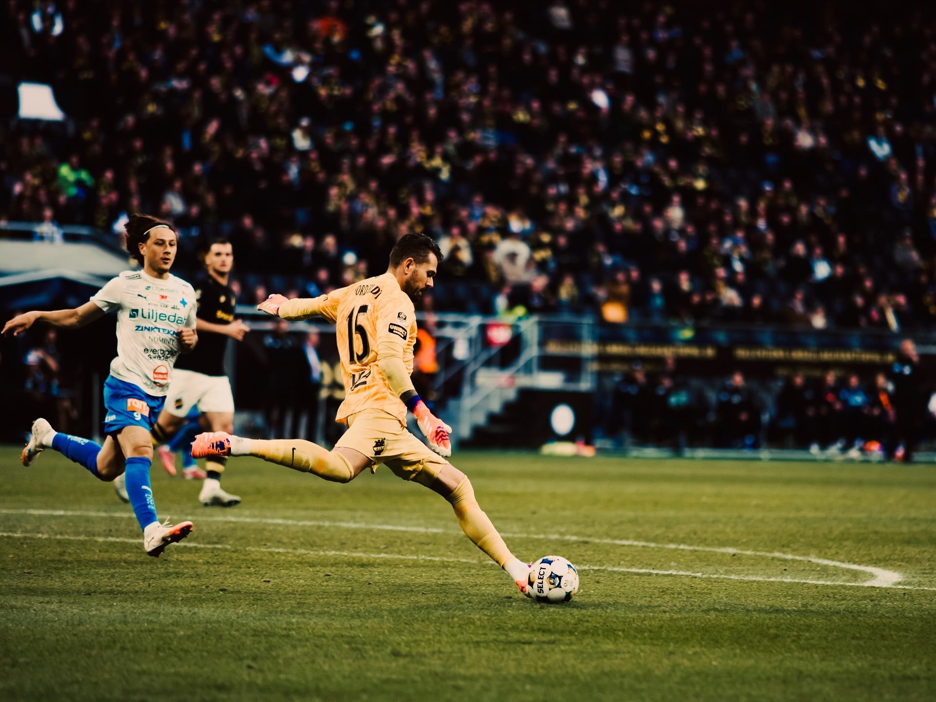 Värnamo take 3–2 away win against AIK — photograph 3.