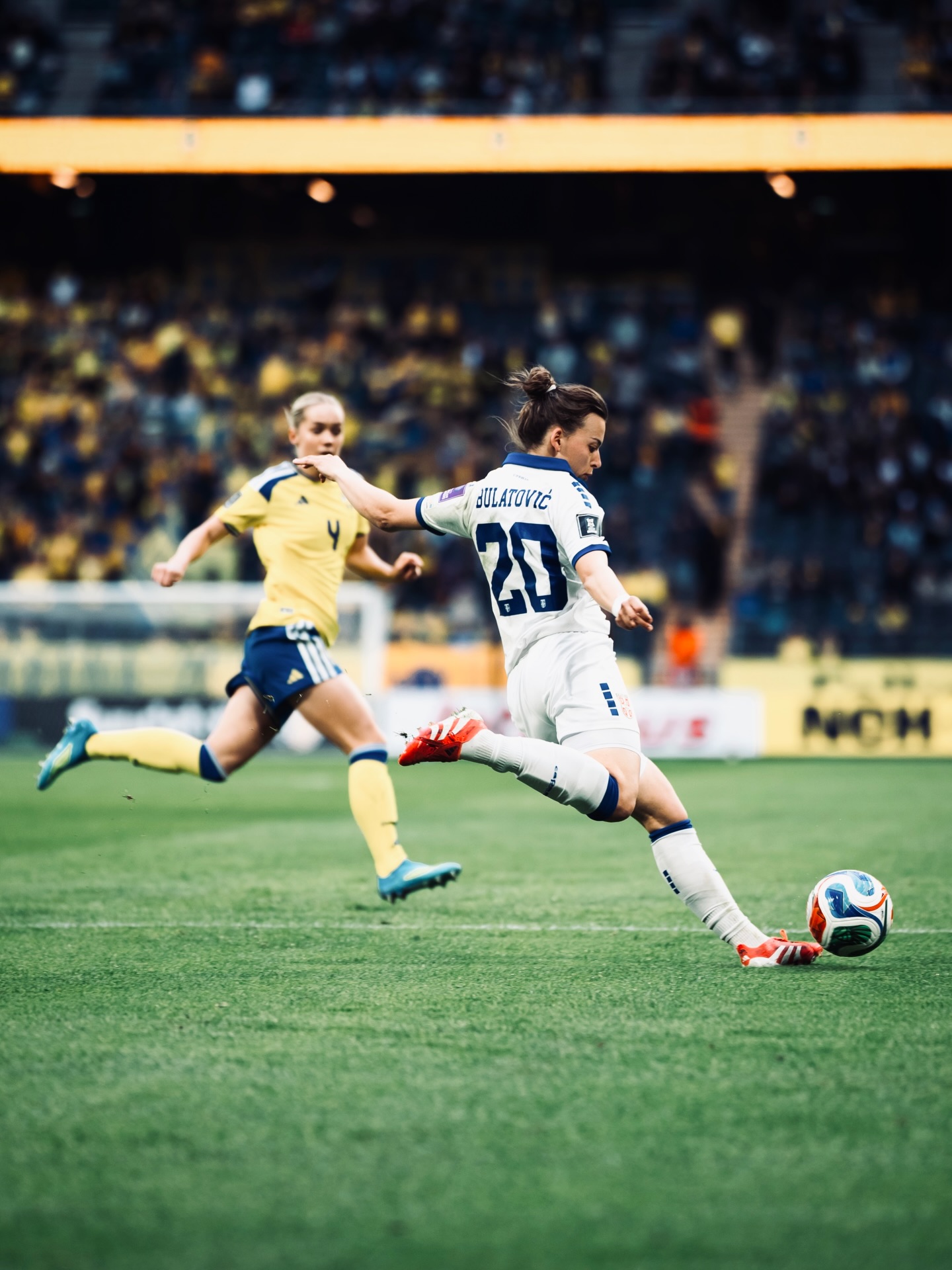 Blackstenius winner earns Sweden vital qualifying points — photograph 6.