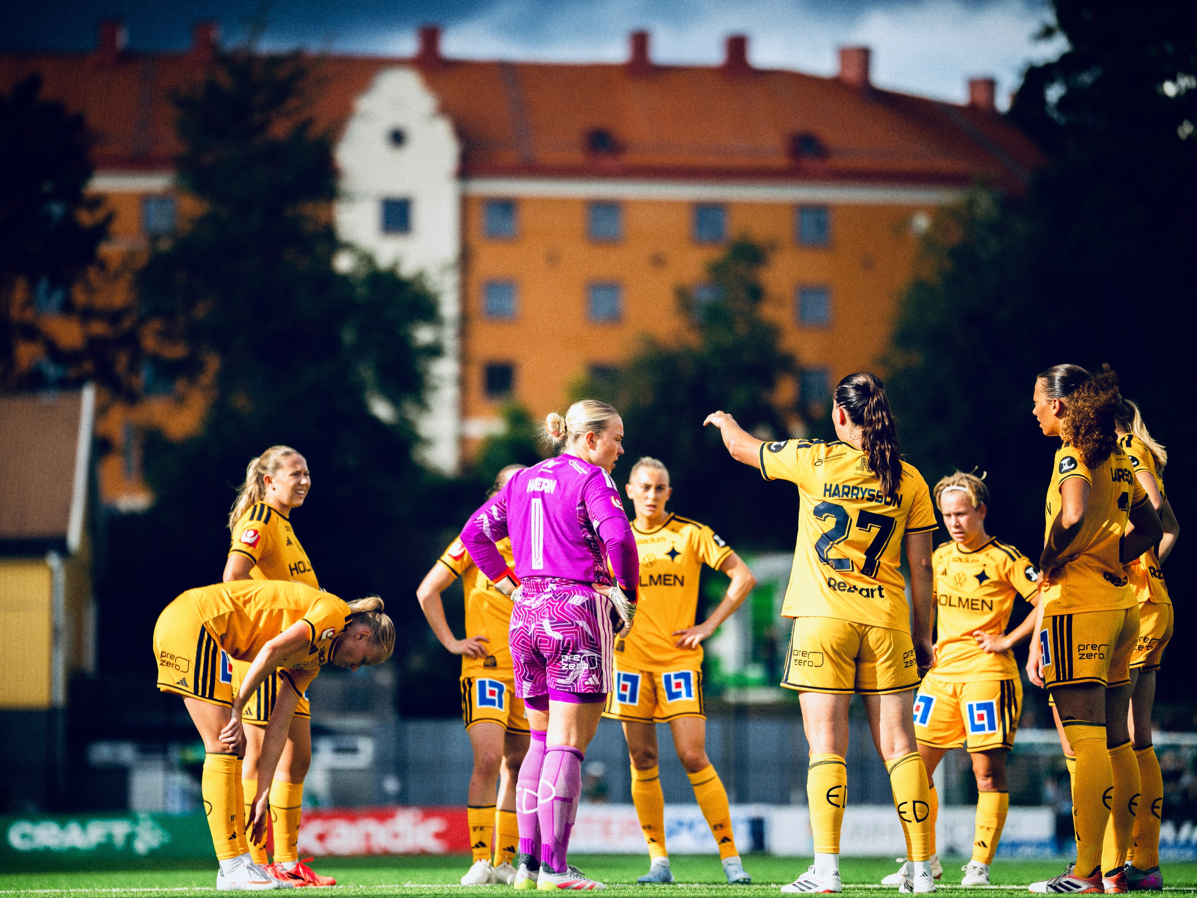 Hammarby strike twice after the break to beat Norrköping — photograph 7.