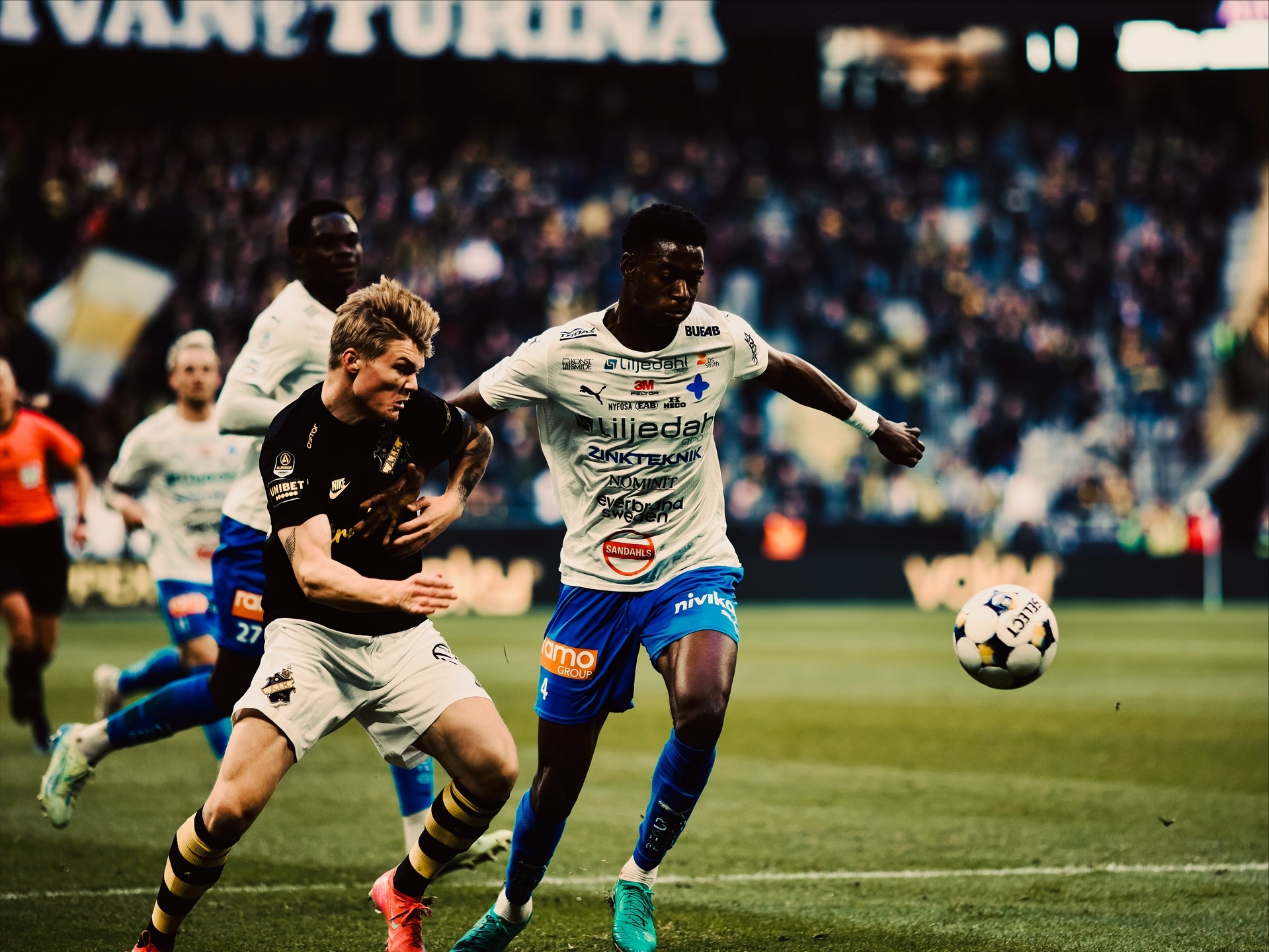 Värnamo take 3–2 away win against AIK — photograph 4.