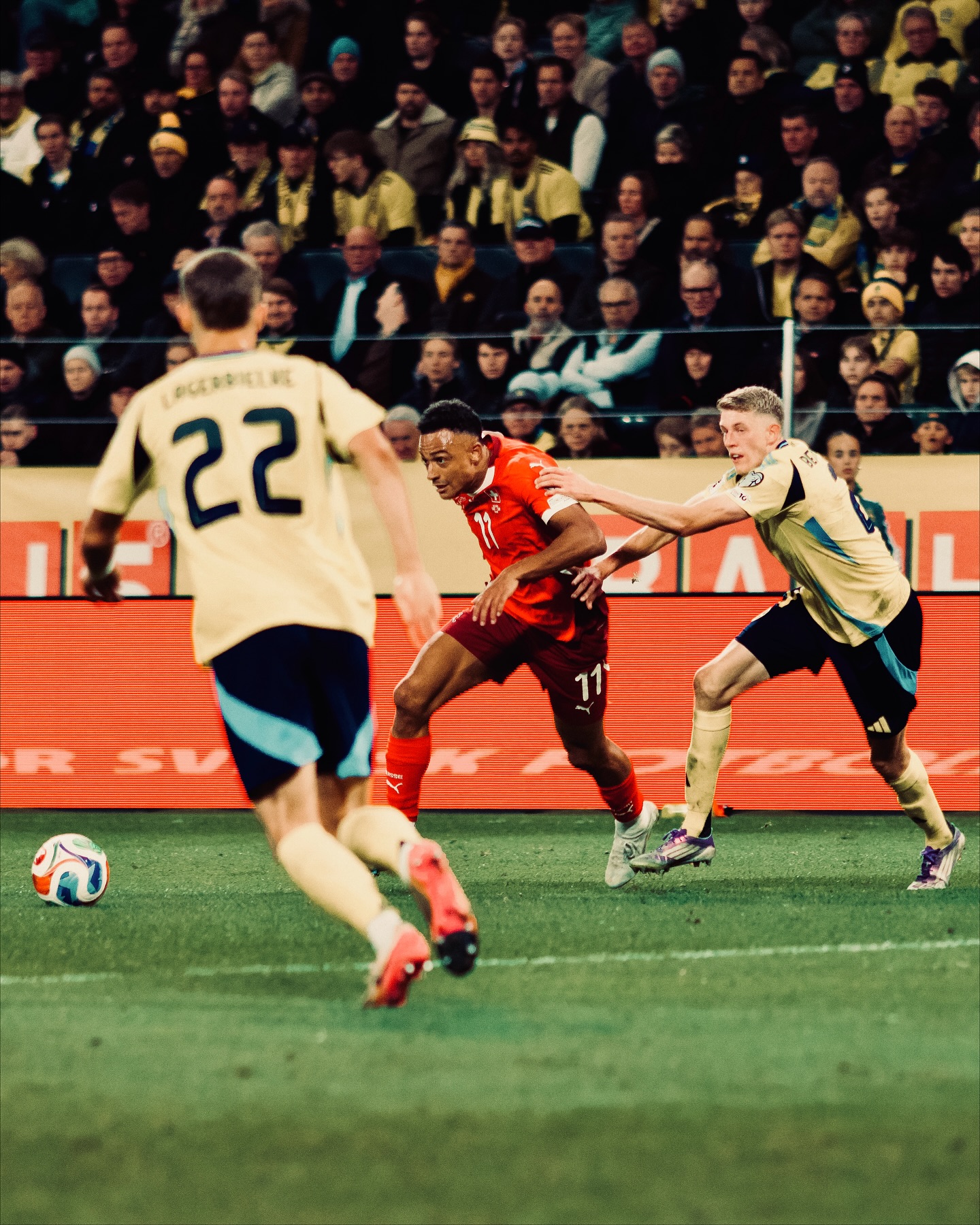 Switzerland defeat Sweden 2–0 in Solna World Cup qualifier — photograph 5.