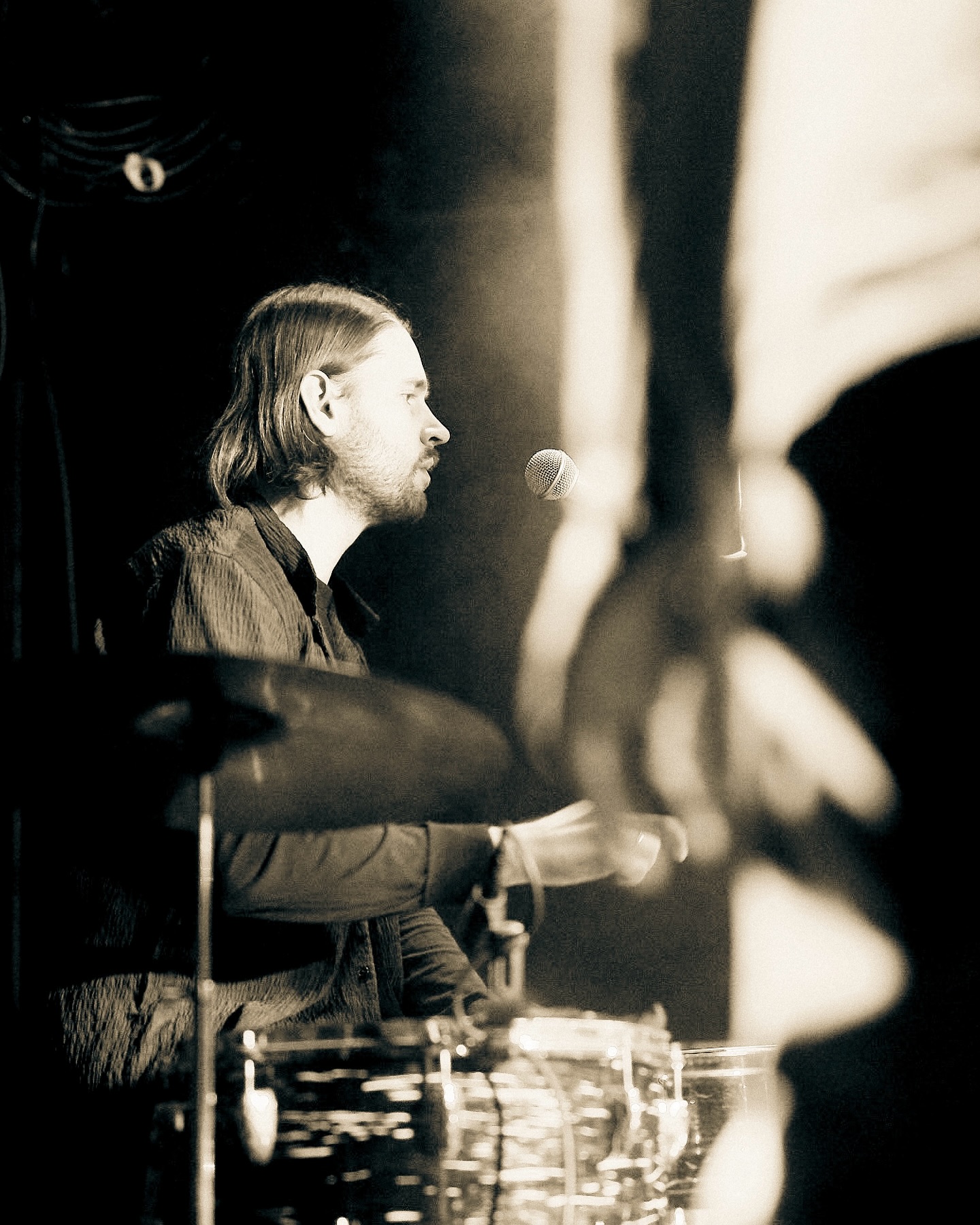 Louien live at Bar Brooklyn, Stockholm, photo 5 of 10.